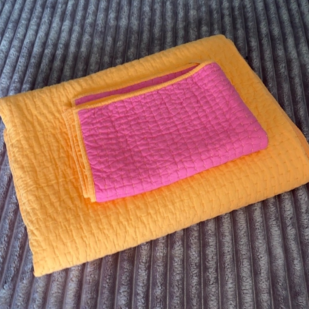 Garnet Hill Orange & Preppy Pink Quilt+Sham Set